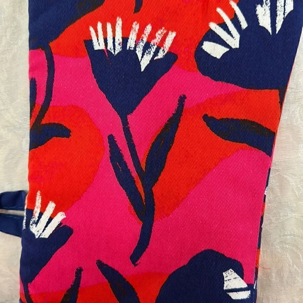 Blue Q Oven Mitt Cook Bake Dear Wine, Yes